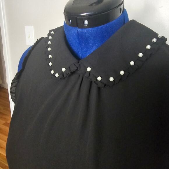 Elle Black Chiffon Shear Sleveless Blouse with Peral Emb Collar Size M - Picture 2 of 4